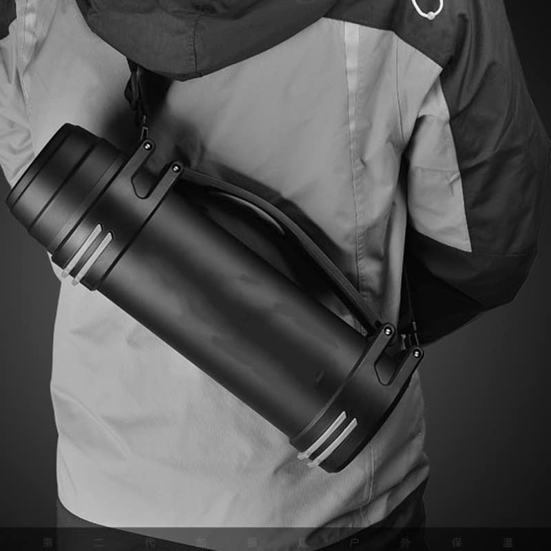 Large Capacity Stainless Steel Insulated Water Bottle