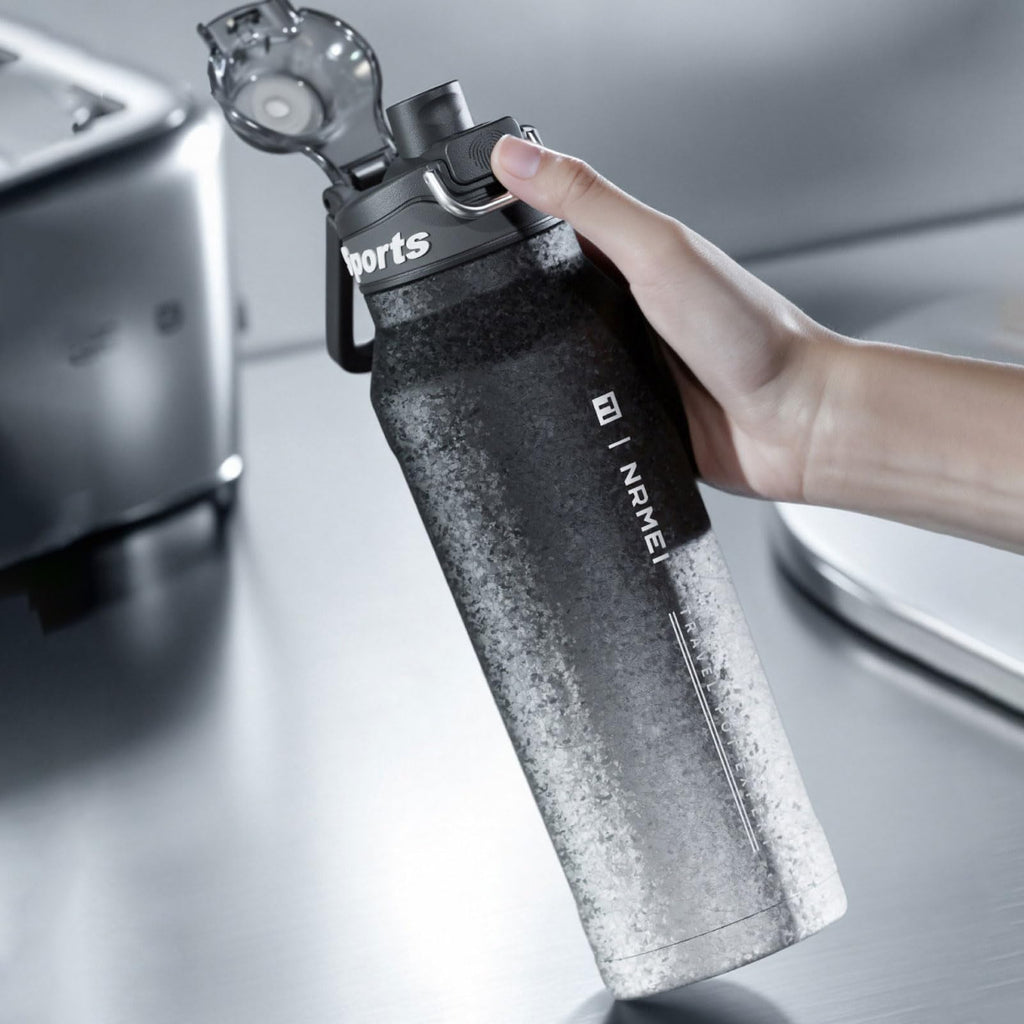 700ml Titanium Vacuum Insulated Sports Water Bottle