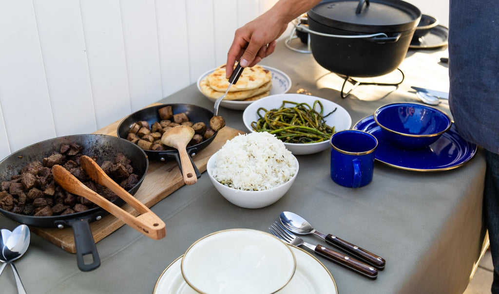 12 Piece Enamel Camping Dinnerware Set for Four People